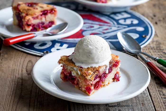 Cinnamon-spiced pecan and cranberry duff