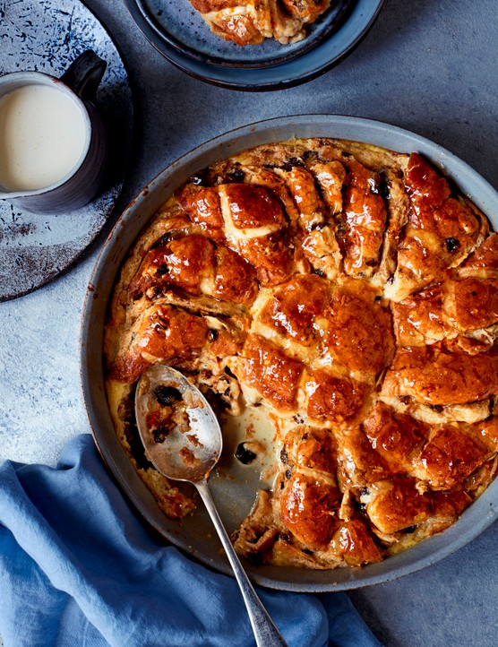 Hot cross bun pudding